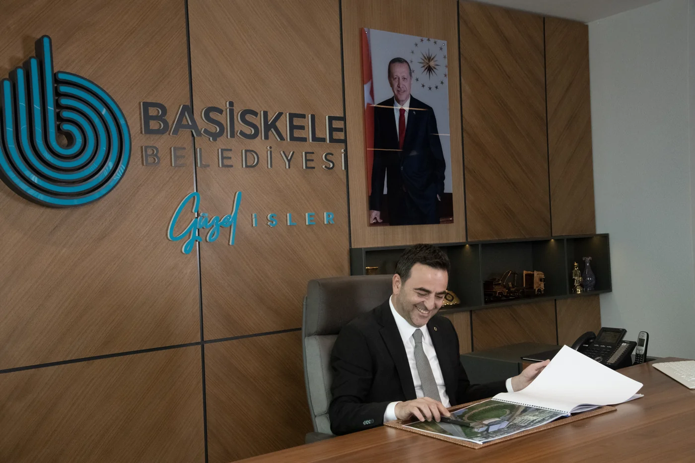 Güzel İşler’in başında